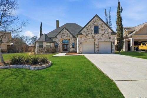 250 English Oaks Cir, Boerne, TX, 78006-1719 | Card Image