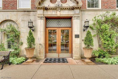 11h4-13415 Shaker Blvd, Cleveland, OH, 44120-5616 | Card Image