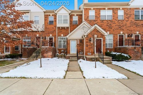 1825 Campau Farms Circle Circle, Detroit, MI, 48207 | Card Image