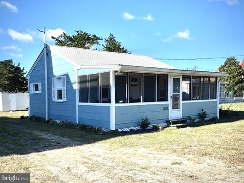 203 S Bay Shore Dr, MILTON, DE, 19968-9453 | Card Image