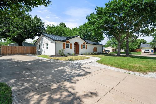 1007 Dayton Rd, Mansfield, TX, 76063-2108 | Card Image