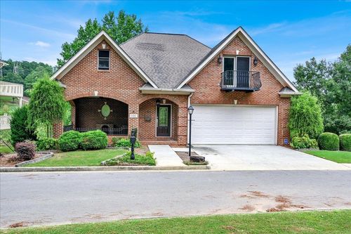 100 Waterford Dr, Cullman, AL, 35057-6984 | Card Image