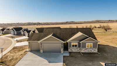 301 Rendezvous Street, House other with 3 bedrooms, 2 bathrooms and null parking in Buffalo WY | Image 3