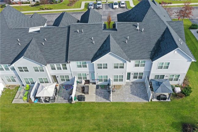 31 Lindentree Ln, Condo with 3 bedrooms, 4 bathrooms and 2 parking in Middletown NY | Image 35