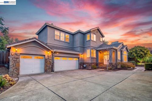 2798 Vista Diablo Ct, Pleasanton, CA, 94566-7033 | Card Image