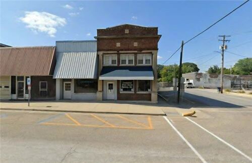 12 W Cumberland St, Martinsville, IL, 62442-1191 | Card Image