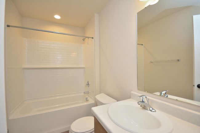 W198N5420 Boxwood Boulevard, House other with 3 bedrooms, 2 bathrooms and null parking in Menomonee Falls WI | Image 33