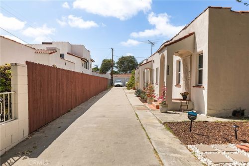 8947 Hubbard St, Culver City, CA, 90232-2552 | Card Image