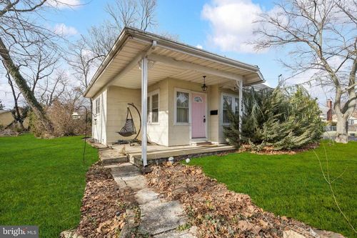 554 N 3rd St, Vineland, NJ, 08360-3105 | Card Image