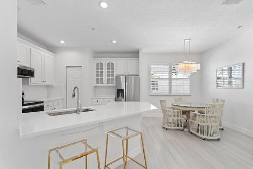 32-295 Ne 5th Ave, Delray Beach, FL, 33483-5500 | Card Image