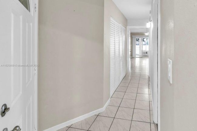 APT-1006 - 18801 Ne 2 Nd Ave, Condo with 0 bedrooms, 1 bathrooms and null parking in Miami FL | Image 7