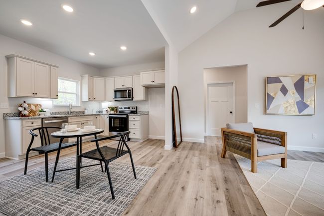 LUXE UPGRADES in this Brand New Home!!! | Image 8
