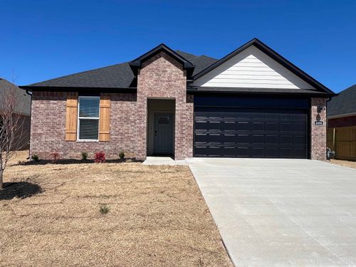 303 Layne Dr, Maumelle, AR, 72113 | Card Image