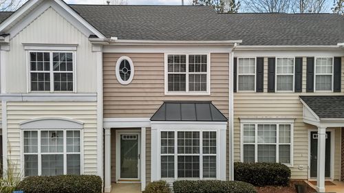 8340 City Loft Ct, Raleigh, NC, 27613-6882 | Card Image