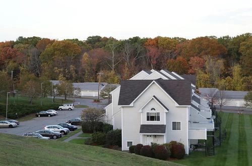 125-100 Merrimack Ave, Dracut, MA, 01826-5680 | Card Image