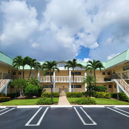200-23 Colonial Club Dr, Boynton Beach, FL, 33435-8387 | Card Image
