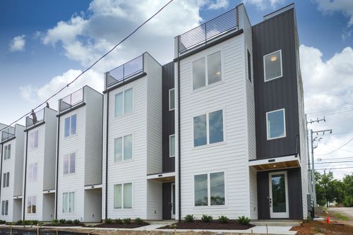 522 Cliff Cir, Nashville, TN, 37218-2805 | Card Image