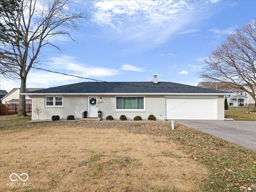 16542 E 96th St, Fortville, IN, 46040-9702 | Card Image