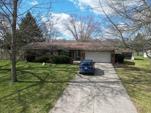 2904 Sharon St, Winona Lake, IN, 46590-2038 | Card Image