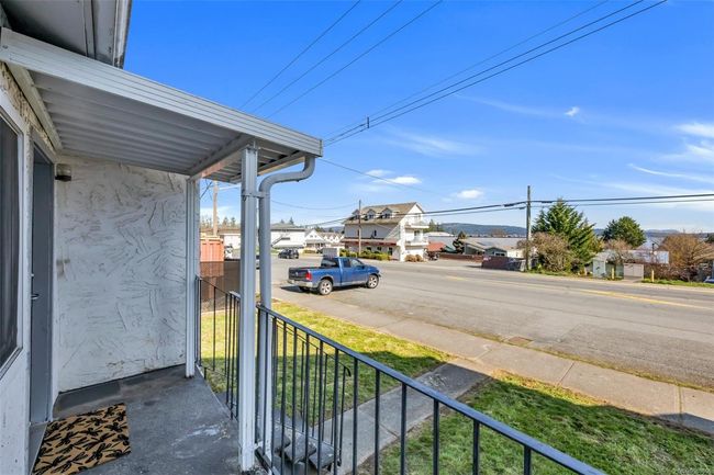 8118 York Ave, House other with 2 bedrooms, 1 bathrooms and 2 parking in Crofton BC | Image 30