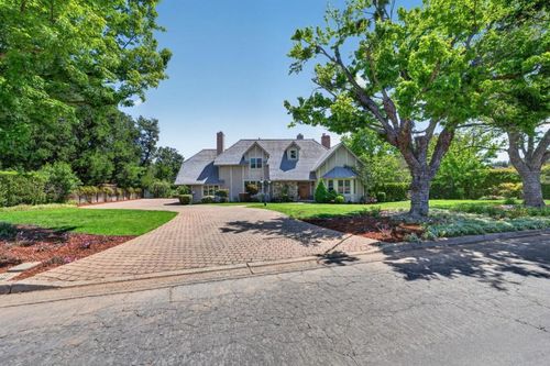 13958 Chester Ave, Saratoga, CA, 95070-5620 | Card Image
