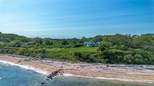 38099 Main Rd, Orient, NY, 11957-1163 | Card Image