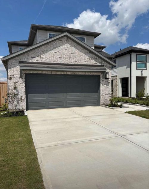 22111 Strathfield Cir, Cypress, TX, 77433-8527 | Card Image