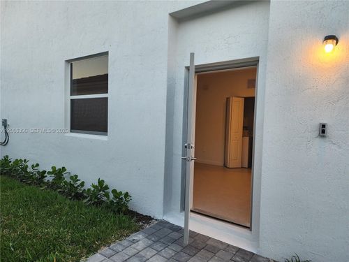 1-12729 Sw 211th St, Miami, FL, 33177 | Card Image