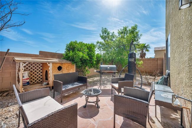 8421 Cheerful Brook Ave, House other with 5 bedrooms, 3 bathrooms and null parking in Las Vegas NV | Image 10