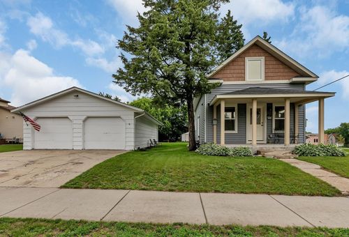 712 4th St S, Sauk Centre, MN, 56378-1213 | Card Image