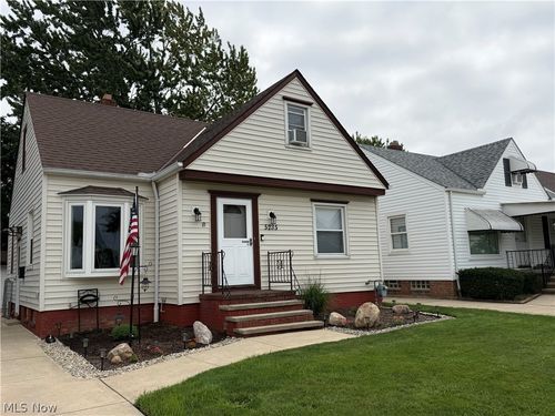 5235 W 46th St, Parma, OH, 44134-1001 | Card Image