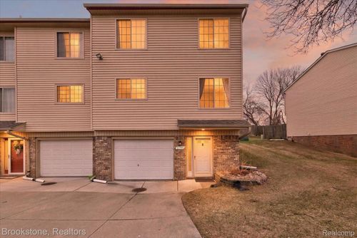 397-37744 Charter Oaks Blvd, Clinton Township, MI, 48036-4434 | Card Image