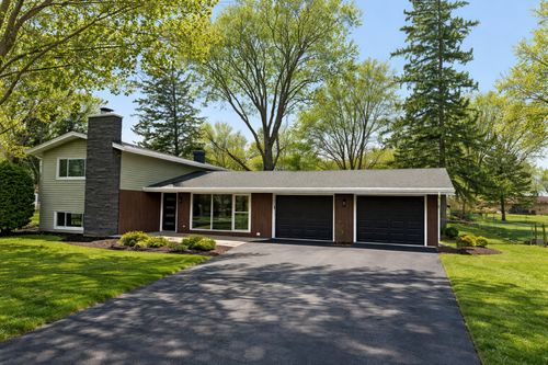 126 Rosedale Ct, Bloomingdale, IL, 60108-1211 | Card Image