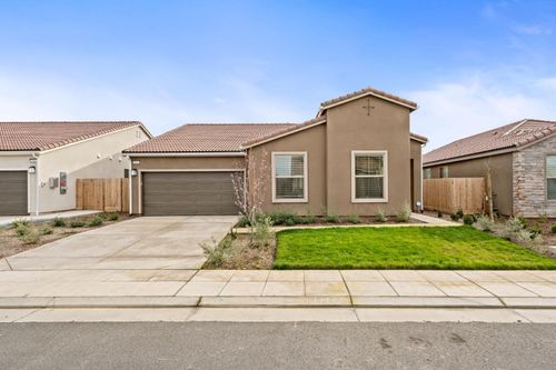 1098 Granite Dr W, Madera, CA, 93636-9168 | Card Image
