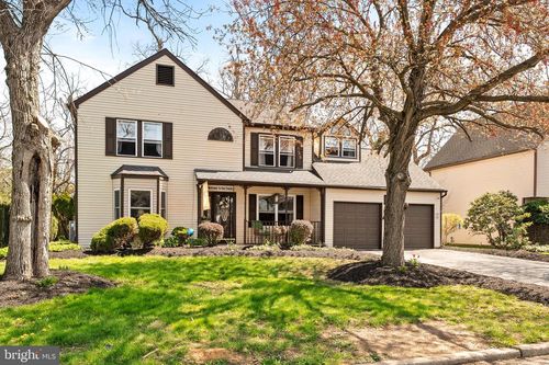 3 Country Ln, Hamilton, NJ, 08690-3326 | Card Image