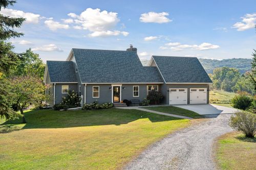 30667 Melanie Way, Saint Joseph, MN, 56374-9675 | Card Image