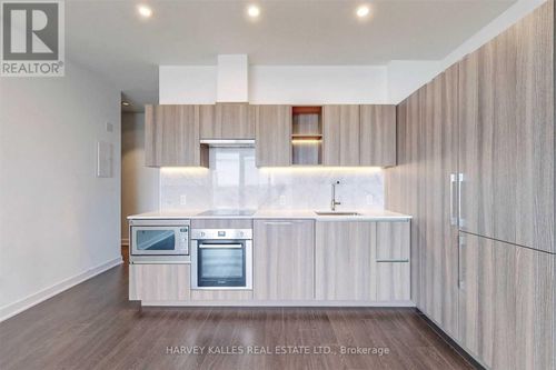 4610-17 Bathurst Street, Toronto (Waterfront Communities), ON, M5V0N1 | Card Image