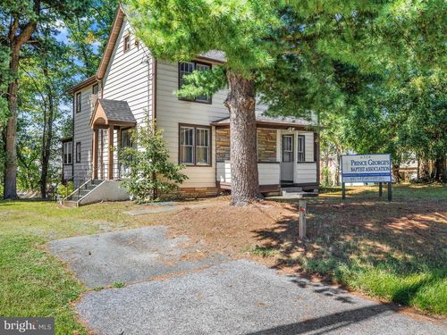 6318 Princess Garden Pkwy, LANHAM, MD, 20706-2935 | Card Image