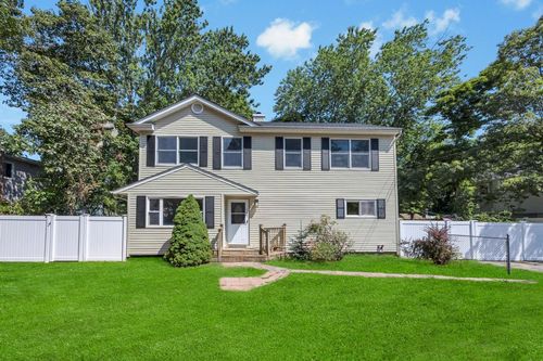 107 Shinnecock Ave, Mastic, NY, 11950-4241 | Card Image