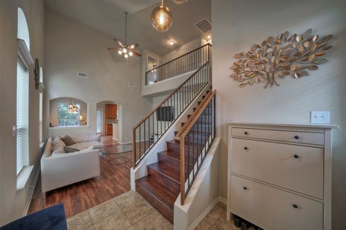 8809 White Ibis Dr, Austin, TX, 78729-8078 | Card Image