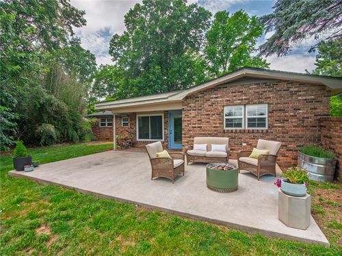2634 N Old Wire Rd, Fayetteville, AR, 72703-3771 | Card Image
