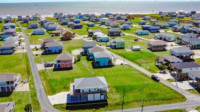 978 Seadrift Dr, House other with 3 bedrooms, 2 bathrooms and null parking in Crystal Beach TX | Image 42