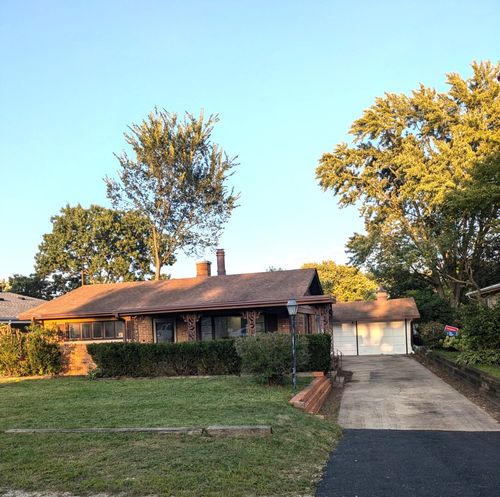 1114 Ash St, Lake In The Hills, IL, 60156-1113 | Card Image