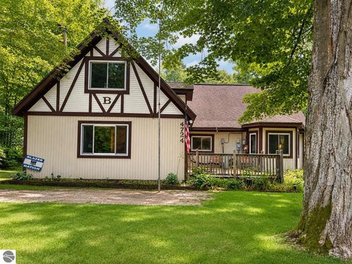 4724 E Shore Drive, Kalkaska, MI, 49646 | Card Image
