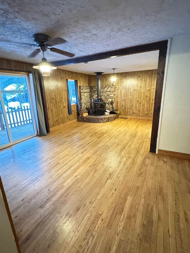 16682 Highway 31, House other with 3 bedrooms, 3 bathrooms and null parking in Metaline Falls WA | Image 7