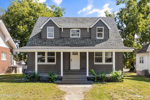 3034 E 5th Ave, Knoxville, TN, 37914-4423 | Card Image