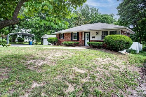 2255 Alby St, Alton, IL, 62002-6819 | Card Image