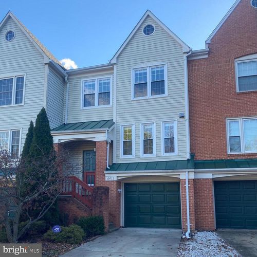 6413 Knapsack Ln, CENTREVILLE, VA, 20121-2327 | Card Image