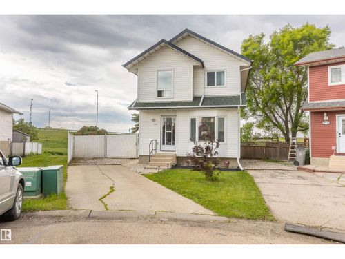 10722 98 Ave, Morinville, AB, T8R1E5 | Card Image