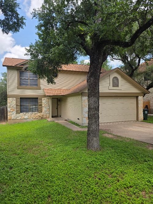 7020 Riverton Dr, Austin, TX, 78729-7833 | Card Image